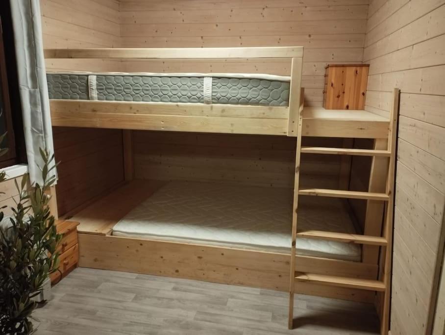 Chalet 8 Personnes + Grand Terrain Et Riviere Entremont Eksteriør billede