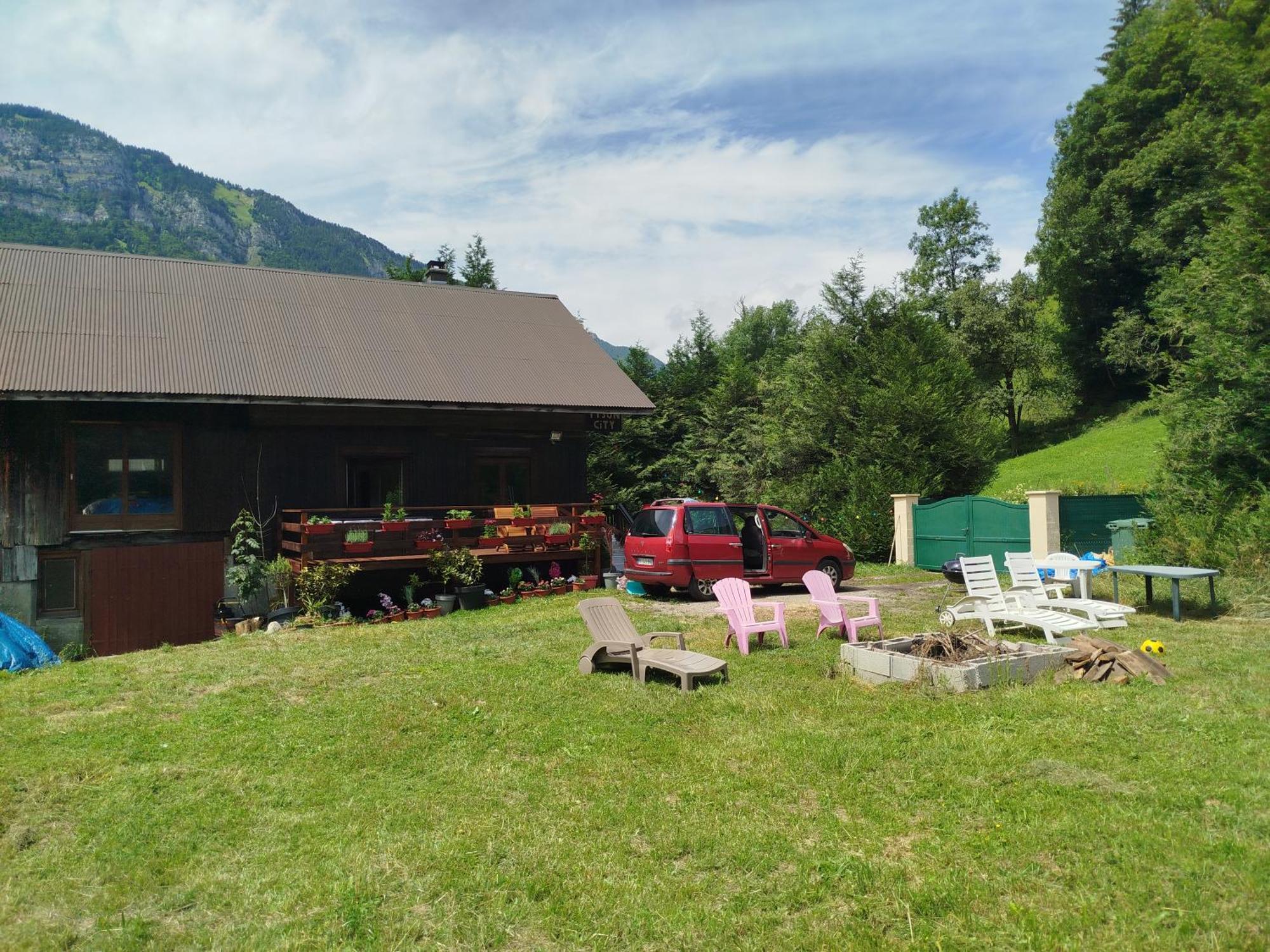 Chalet 8 Personnes + Grand Terrain Et Riviere Entremont Eksteriør billede